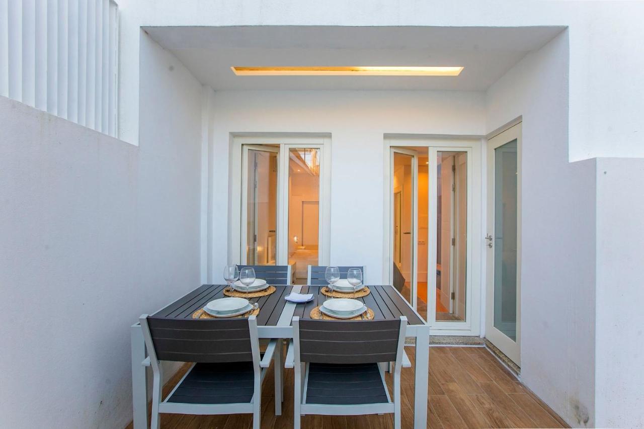 Wonderful Duplex W Private Patio & Ac By Lovelystay Porto Eksteriør billede